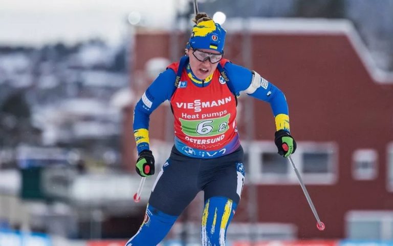 Украина вошла в топ-10 в одиночной смешанной эстафете Кубка IBU по биатлону