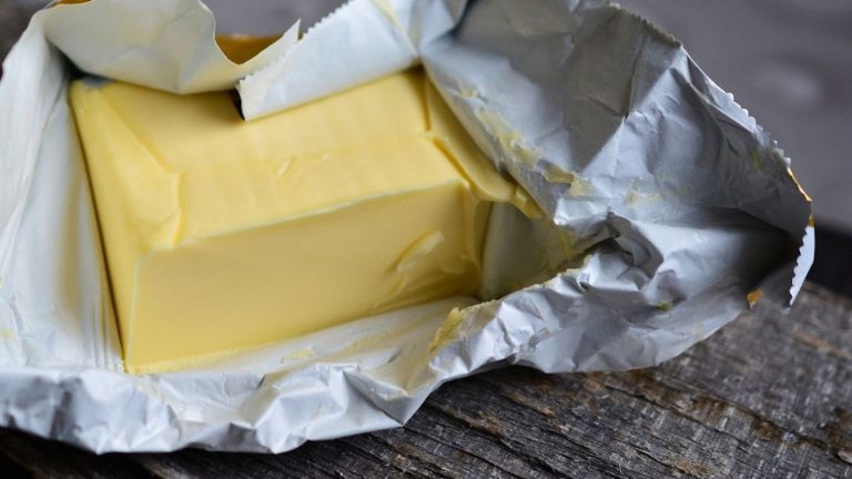 Кардиолог такое не ест: врач назвала продукты из «черного списка»
