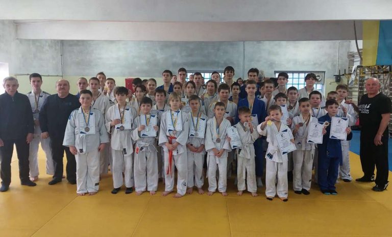 Каменские дзюдоисты завоевали 44 награды чемпионата города