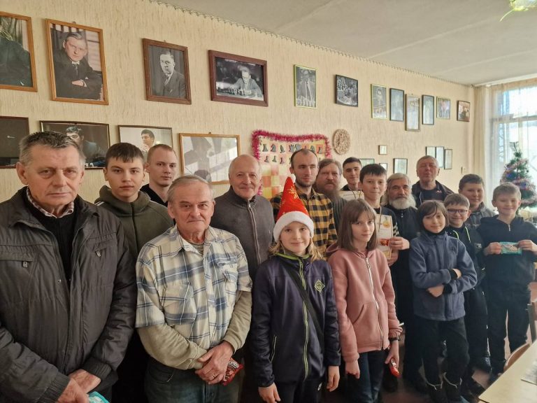 У Кам’янському пройшов новорічний бліц-турнір з шахів