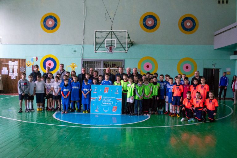 У Камʼянському тривають турніри у межах проєкту “Всеукраїнські шкільні ліги пліч-о-пліч”