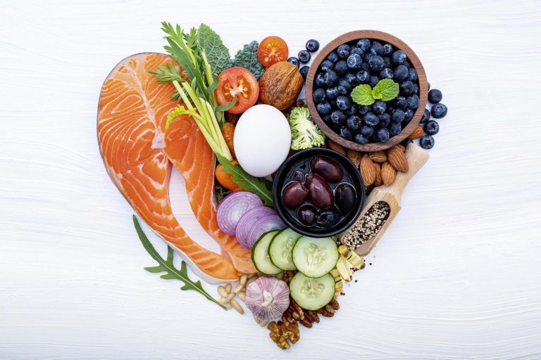 Укрепляйте сердце вкусно: продукты, которые стоит добавить в рацион