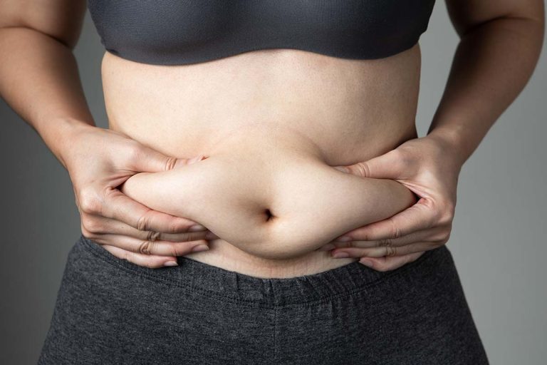 Як уникнути черевного жиру: 10 продуктів, які потрібно виключити з раціону