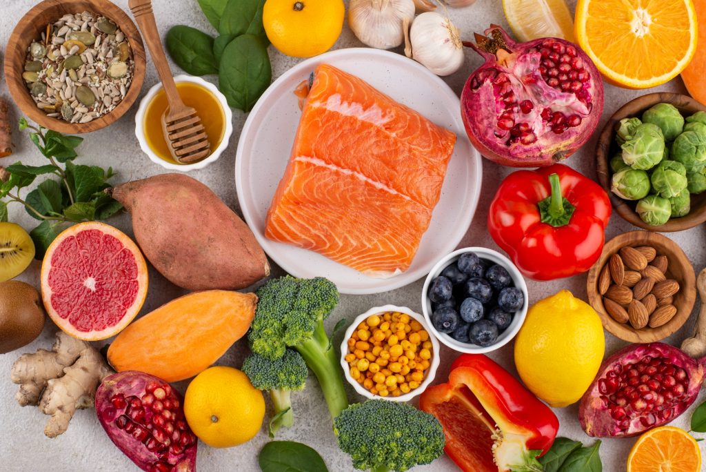 Омолаживающий рацион: врачи назвали 10 продуктов, которые замедляют старение