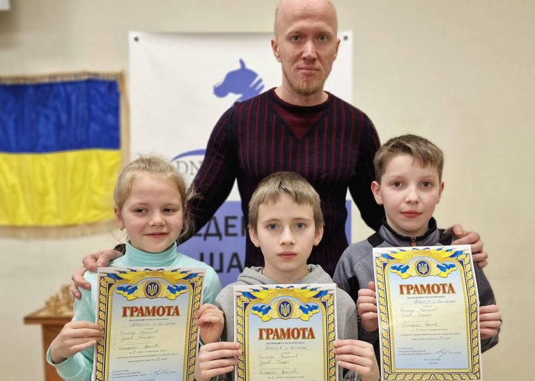 Кам’янські шахісти вибороли перемогу онлайн Ліги та стали призерами обласного чемпіонату