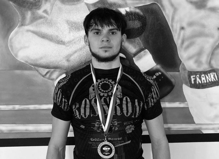 Кам’янський кікбоксер Тимур Колішевський отримав право виступати на чемпіонаті світу