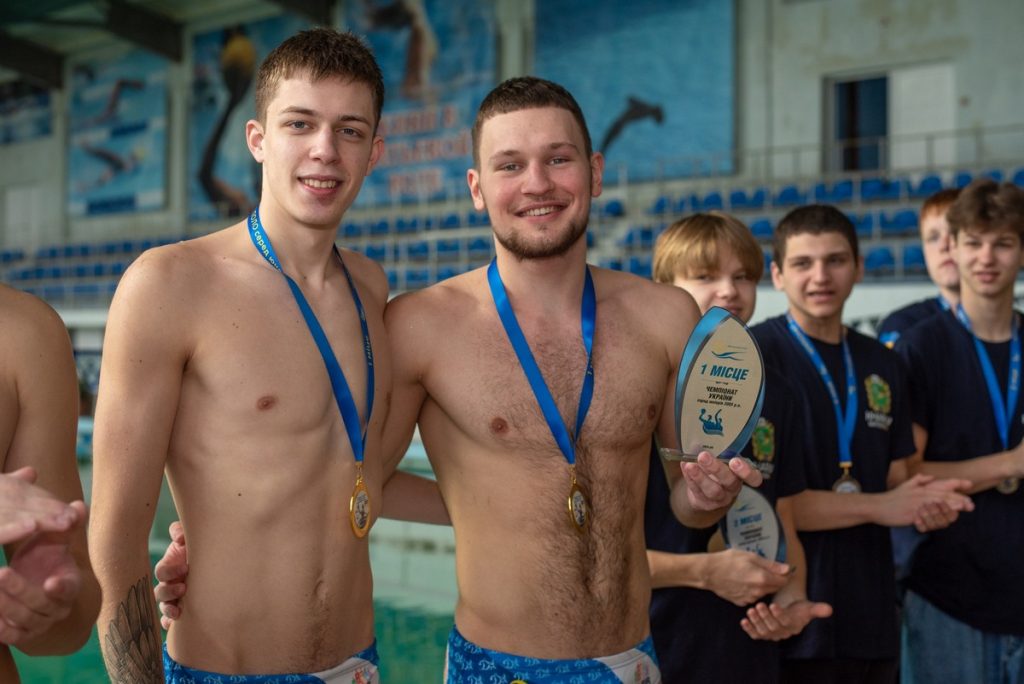 В Каменском состоялись финальные игры чемпионата Украины по водному поло