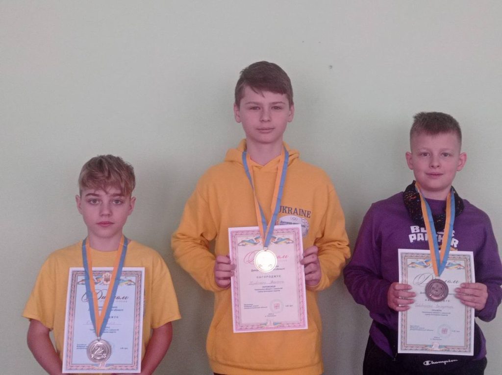 Вихованець кам’янської ДЮСШ№3 Максим Кривоніс – чемпіон області з шашок-64