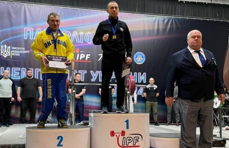 Каменчанин Андрей Петров занял второе место на чемпионате Украины по классическому жиму лежа