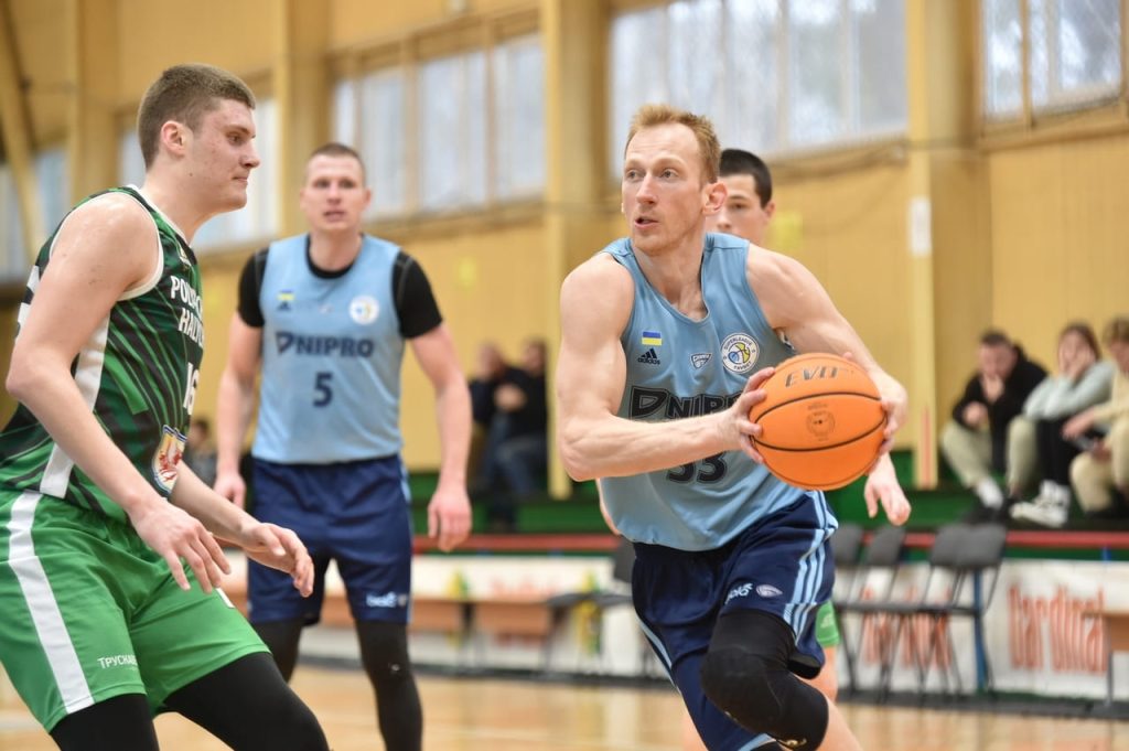 “Дніпро” впевнено обіграв “Політехніку-Галичину” у Суперлізі