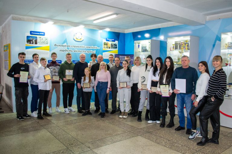 У кам’янській ДЮСШ №4 нагородили найкращих спортсменів