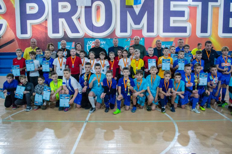 В Каменском определились победители соревнований по футзалу в рамках проекта «Всеукраинские школьные лиги бок о бок»