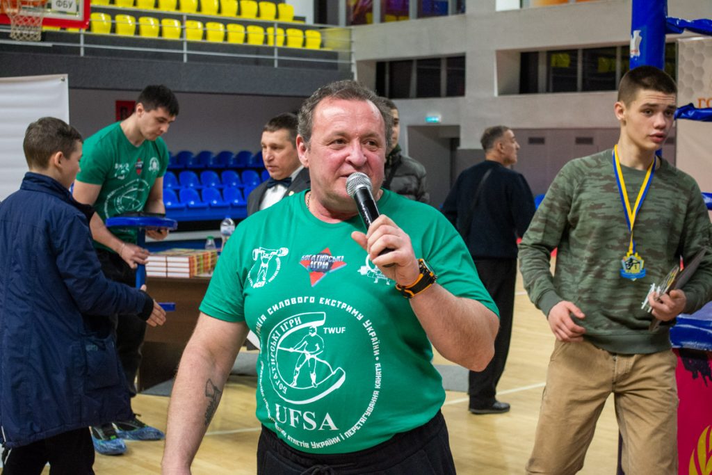 Кам’янчанка Людмила Гайдученко встановила світовий рекорд з підтягування на перекладині (відео)