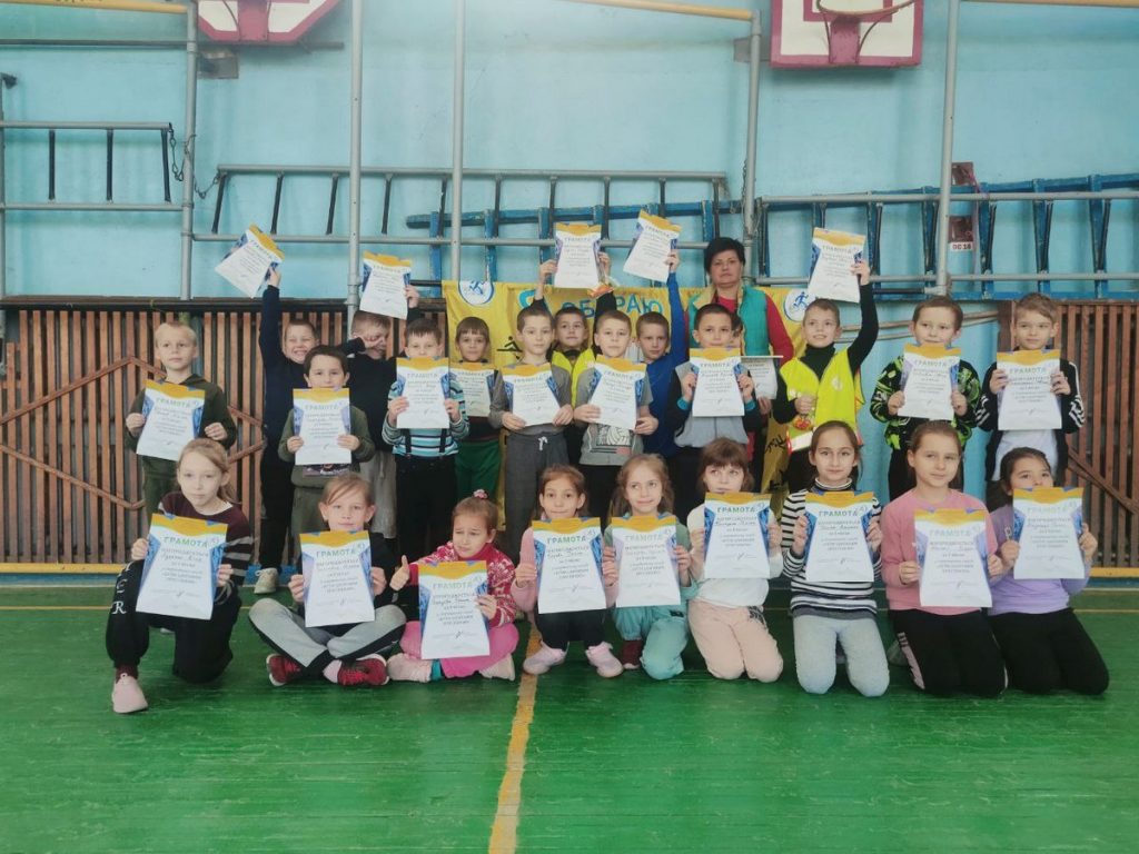 Юные каменчане устанавливали «Зимние рекорды»