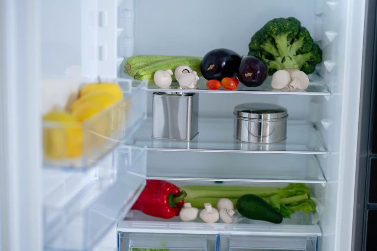 Охлаждение может быть вредным: 4 продукта, которые нельзя употреблять холодными