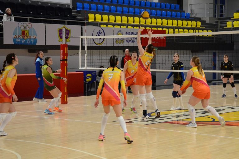 В Каменском завершился третий тур чемпионата Украины по волейболу «Детская лига»