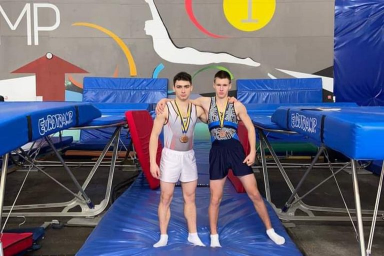 Днепровские спортсмены – бронзовые призеры чемпионата Украины по прыжкам на батуте