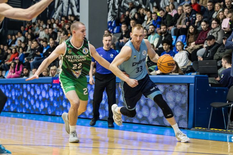 “Дніпро” обіграв “Політехніку-Галичину” у першому матчі чвертьфіналу Суперліги