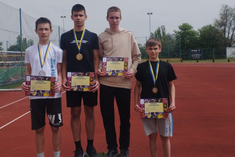Каменские легкоатлеты – призеры областного чемпионата