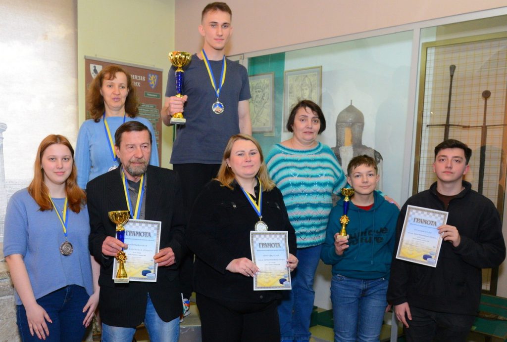 Кам’янчани підкорювали Кубок України з шашок-100