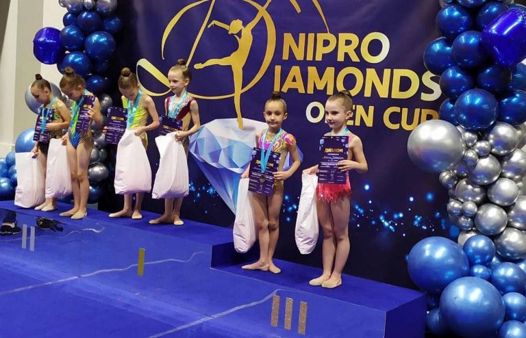 Каменские спортсменки – призерки всеукраинского турнира по художественной гимнастике