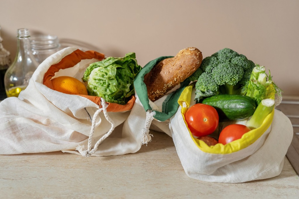 Експерти назвали 6 груп продуктів, які знижують ризик діабету, раку та деменції