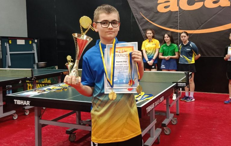 9-летний днепрянин победил на Всеукраинских соревнованиях по настольному теннису