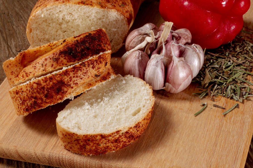 Не ешьте эти продукты с хлебом: 4 ошибки, которые совершают даже опытные гурманы