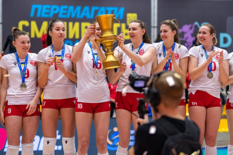 Женский «Прометей» в четвертый раз подряд становится чемпионом Украины по волейболу