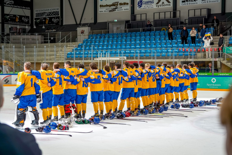 Збірна України U-18 з хокею здолала Угорщину на ЧС-2024