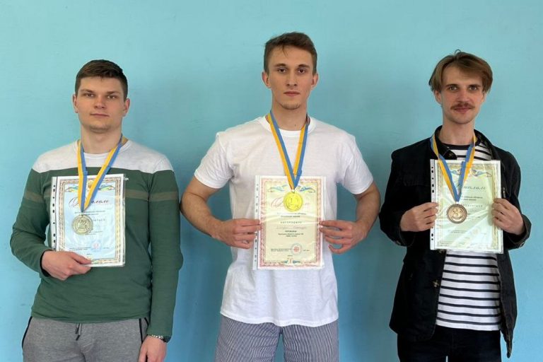 У Кам’янському визначилися переможці першого етапу чемпіонату області з шашок
