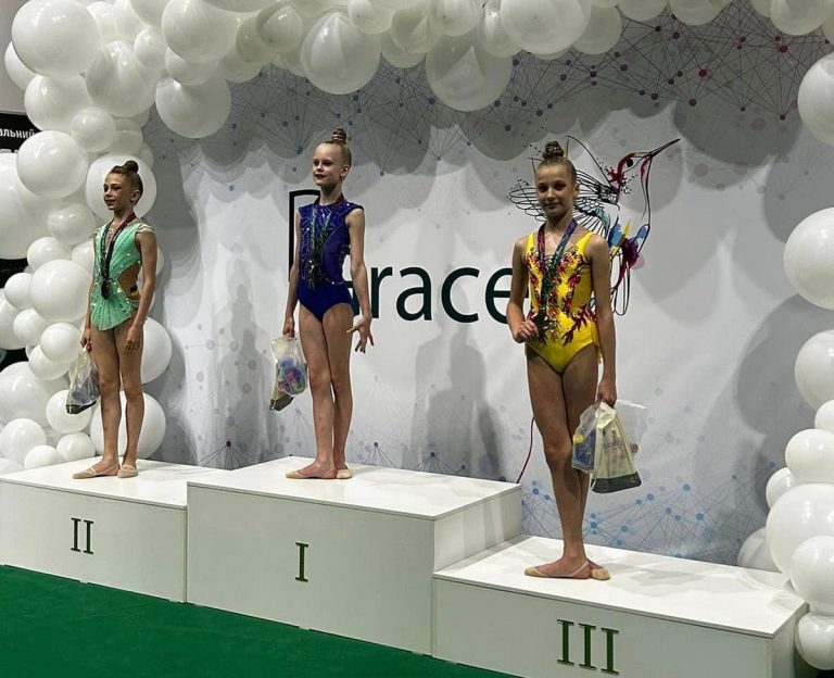 Каменчанки покорили всеукраинский турнир по художественной гимнастике Dnipro Grace 2024