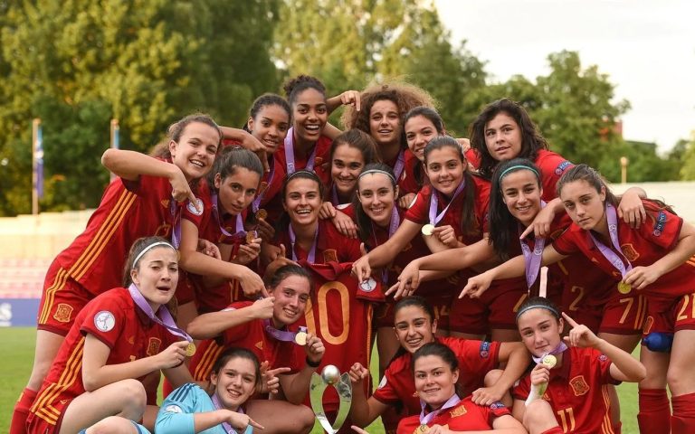 Испания разгромила Англию в финале женского чемпионата Европы U-17