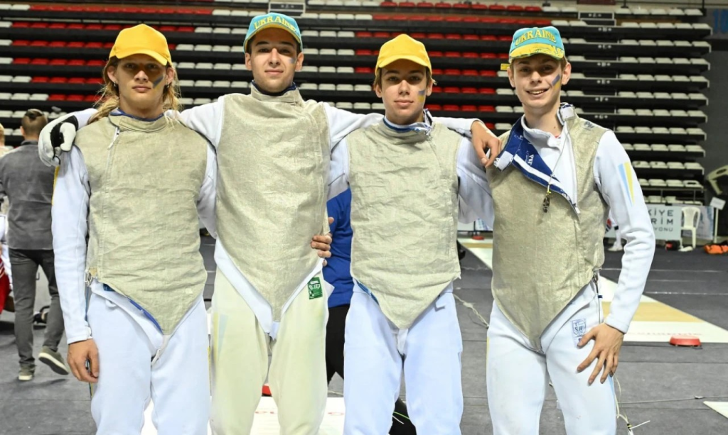 Українські рапіристи та шаблісти потрапили в топ-8 молодіжного чемпіонату Європи