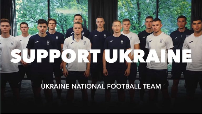 Гравці збірної України з футболу звернулися до світу (відео)
