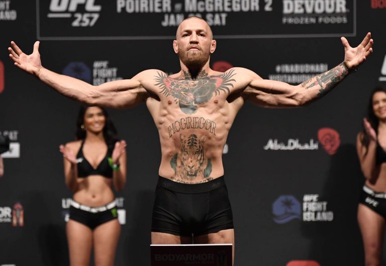 Бой-возвращение звезды UFC Макгрегора не состоится