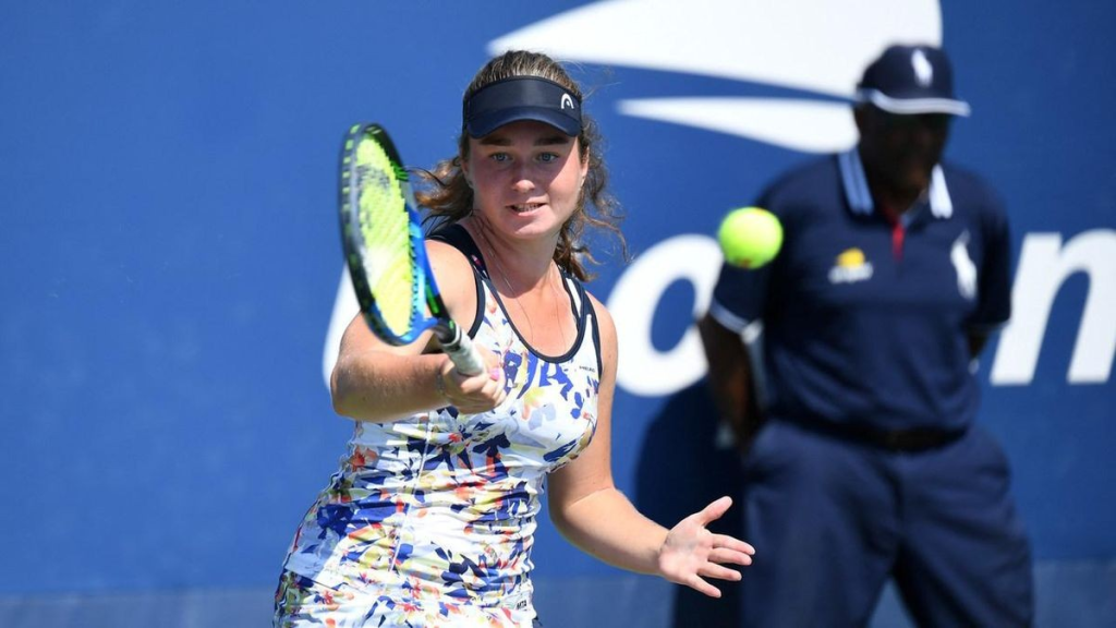 Дарья Снигур переиграла Марту Костюк в первом круге WTA 250 в Ноттингеме