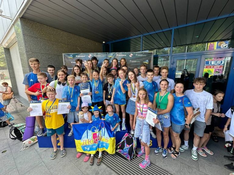 Кам’янські плавці перемогли на першому етапі Кубка Дніпра