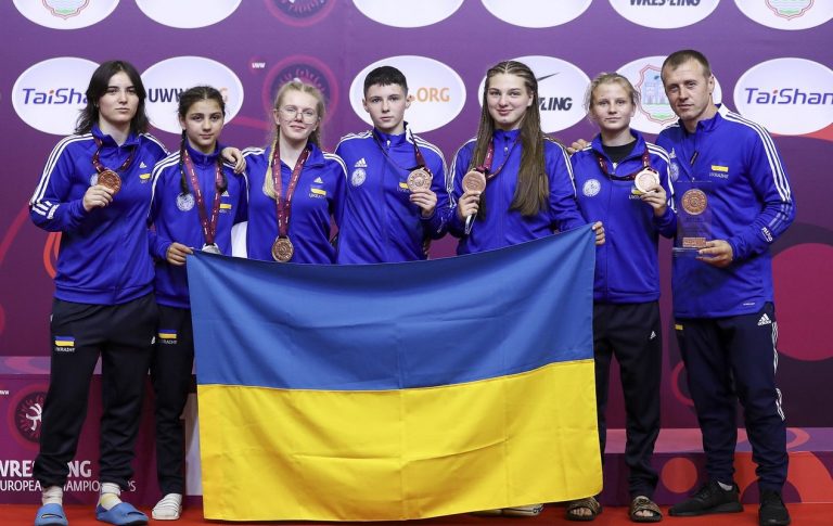 Українці здобули 13 нагород на чемпіонаті Європи з боротьби