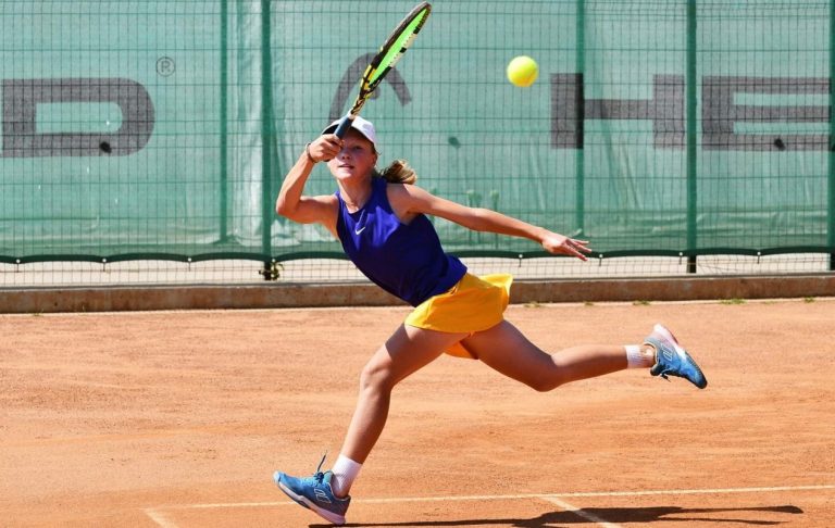 Кам’янські тенісистки стали призерками чемпіонату України