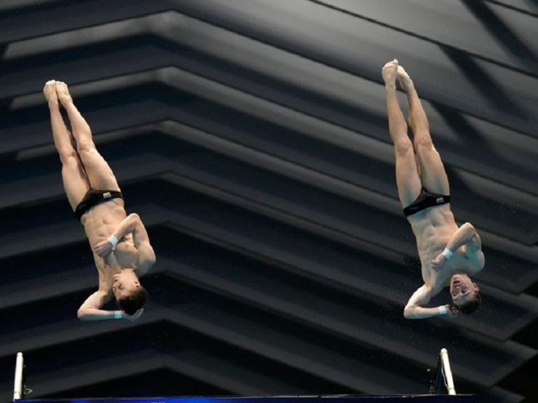 Середа та Болюх посіли 5 місце із синхронних стрибків у воду на Олімпійських іграх-2024