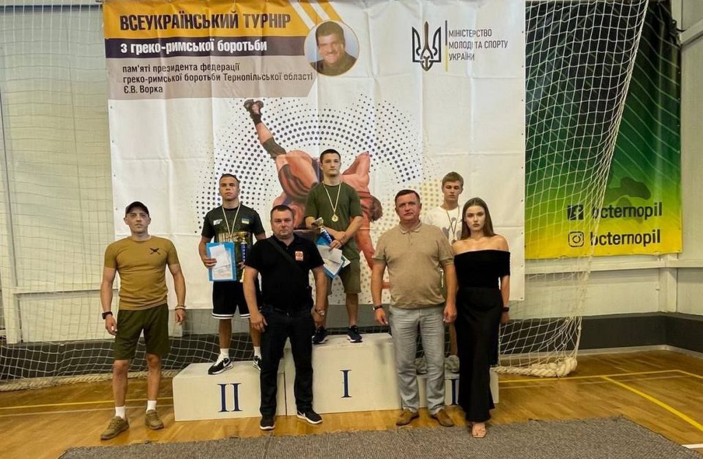 Каменчанин Иван Стефанский завоевал путевку на чемпионат мира по греко-римской борьбе