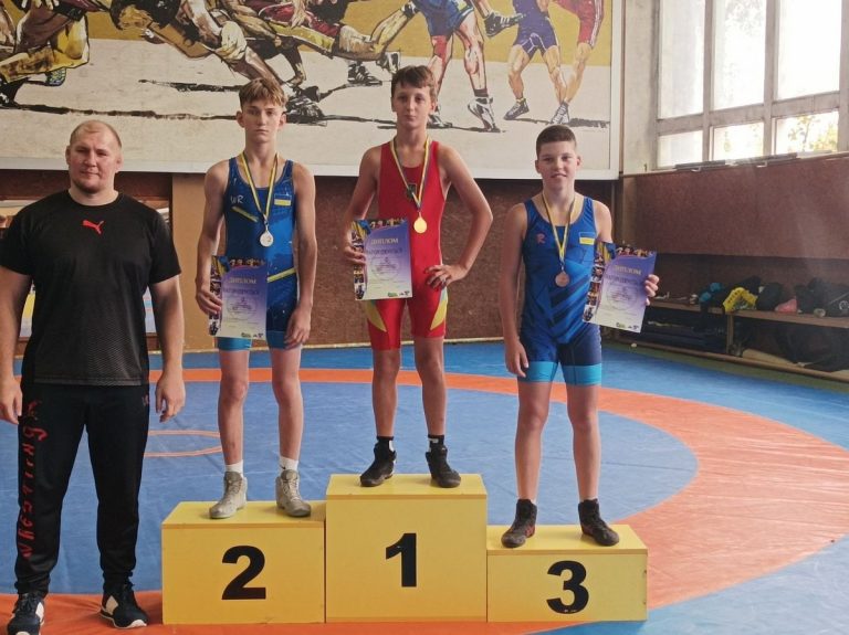 Кам’янські греко-римляни стали призерами чемпіонату області в Дніпрі