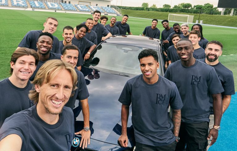 “Реал” отримав новенькі авто від BMW: відомо, яку модель обрав Андрій Лунін