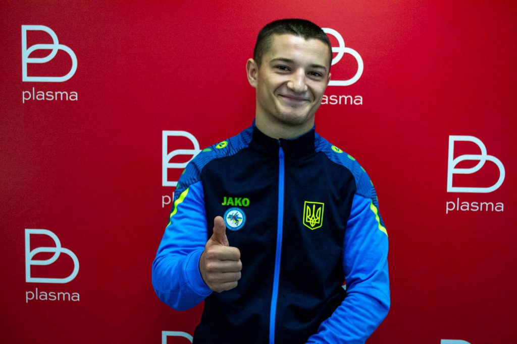 Кам’янський греко-римлян Іван Стефанський здав кров для українських захисників
