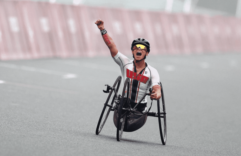 Велоспортсменка Оксана Мастерс передасть частину паралімпійських призових на підтримку України