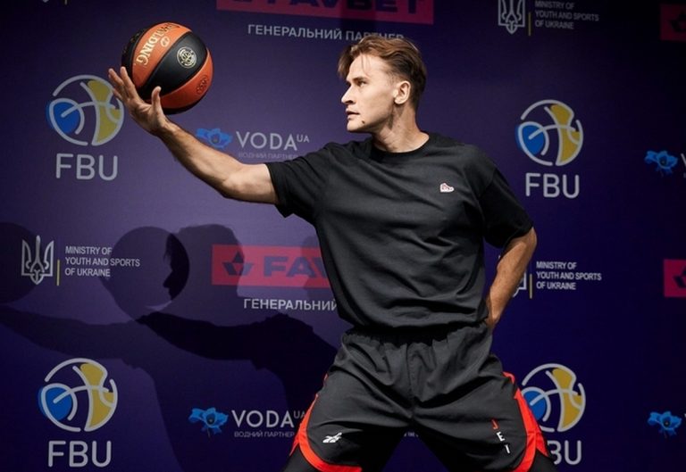 Презентовано новий м’яч, яким гратимуть в професійних баскетбольних лігах України