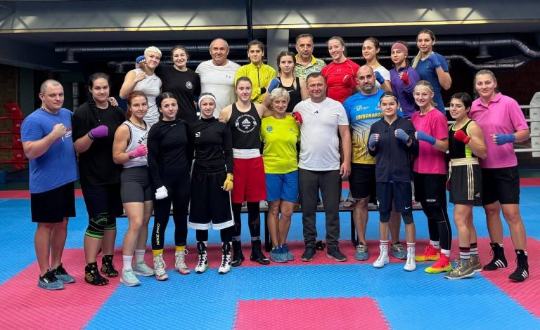 Українські боксери змагатимуться на чемпіонаті Європи в Болгарії: ФБУ назвала склад збірної України