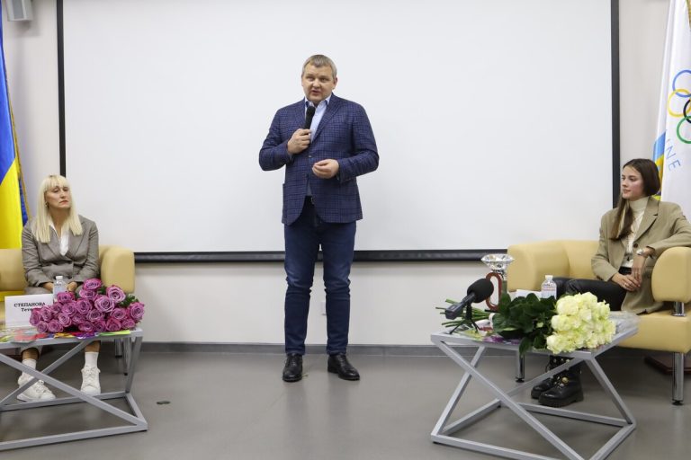 У Дніпрі провели свято #DoLikeOlimpians з Ярославою Магучіх