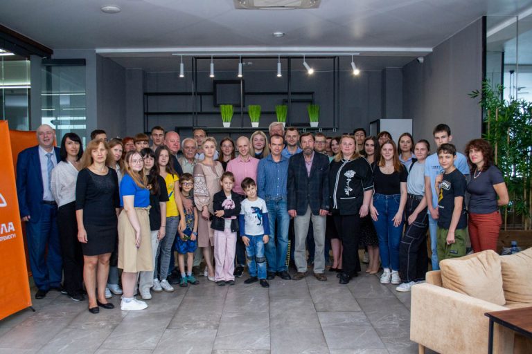 Каменское принимает чемпионат Украины по шашкам-100